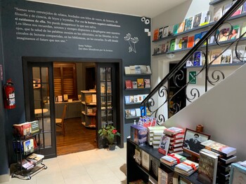 Sándor Márai Librería reabre sus puertas al público este martes 31 a las 10:00 am